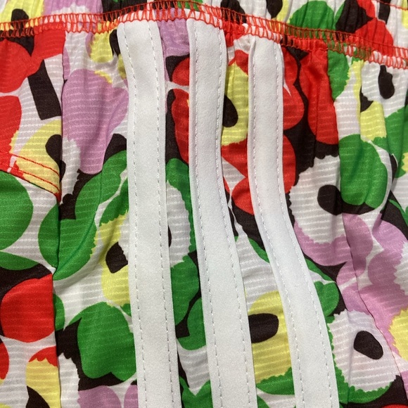 Adidas x Marimekko floral-print pacer shorts NWT - Picture 5 of 7